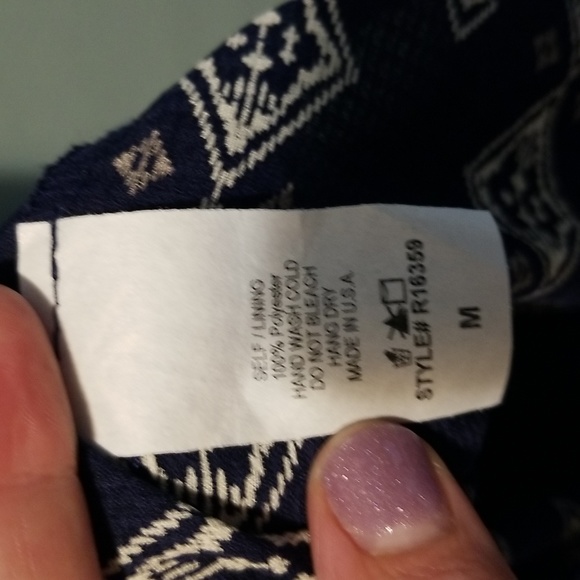 White Birch Jumpsuit - Shorts and Short sleeved - Size M - EUC - Picture 3 of 5